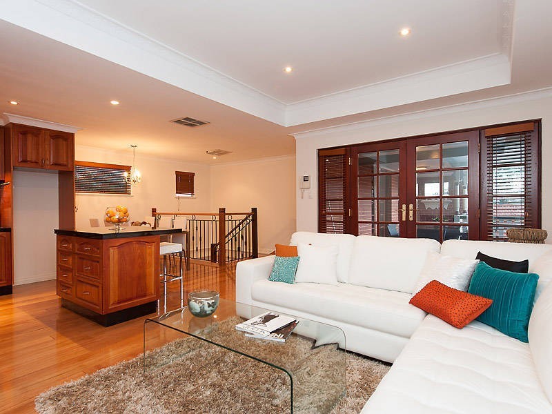 48 Tenth Avenue, Maylands WA 6051