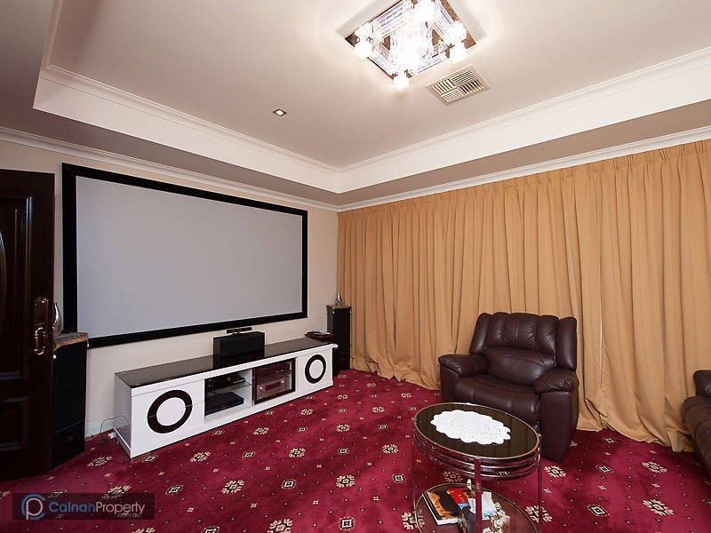 18 Marsengo Road, Bateman WA 6150