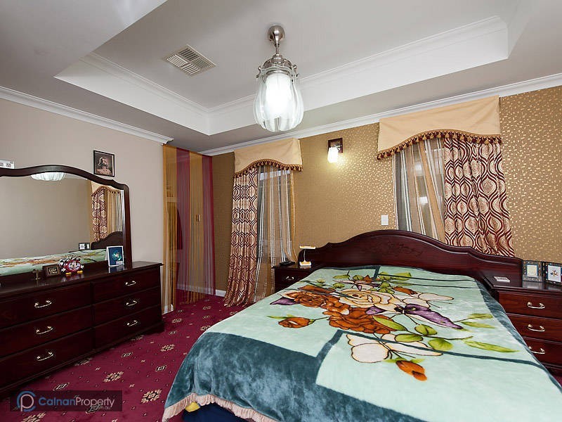 18 Marsengo Road, Bateman WA 6150