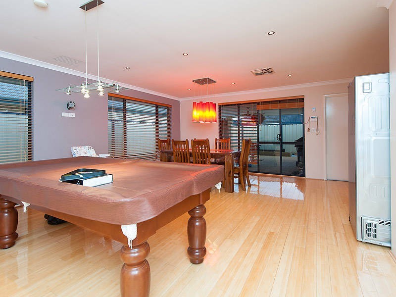 12 Vermillion Way, Success WA 6164