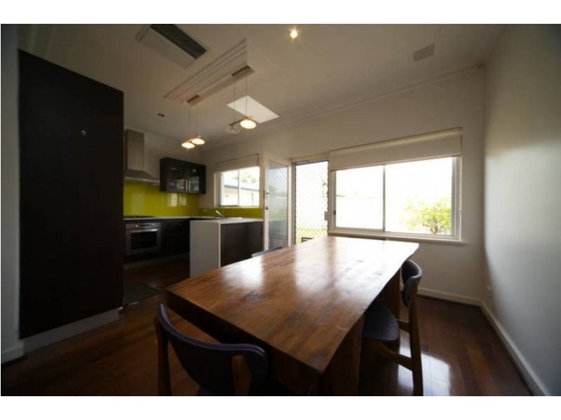 17 Olding Way, Melville WA 6156