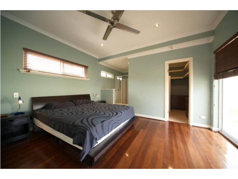 17 Olding Way, Melville WA 6156