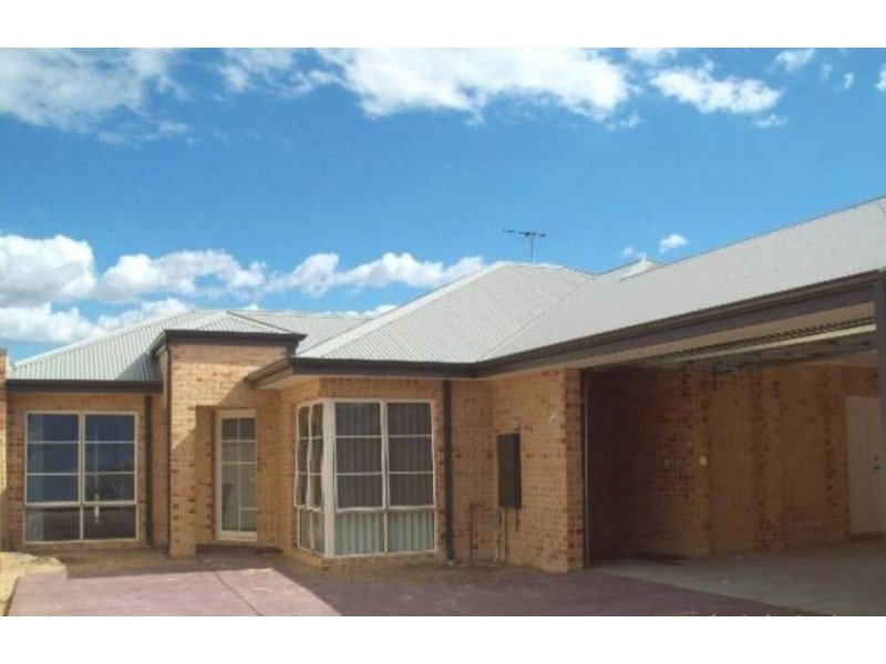 21a Yeeda St, Riverton WA 6148