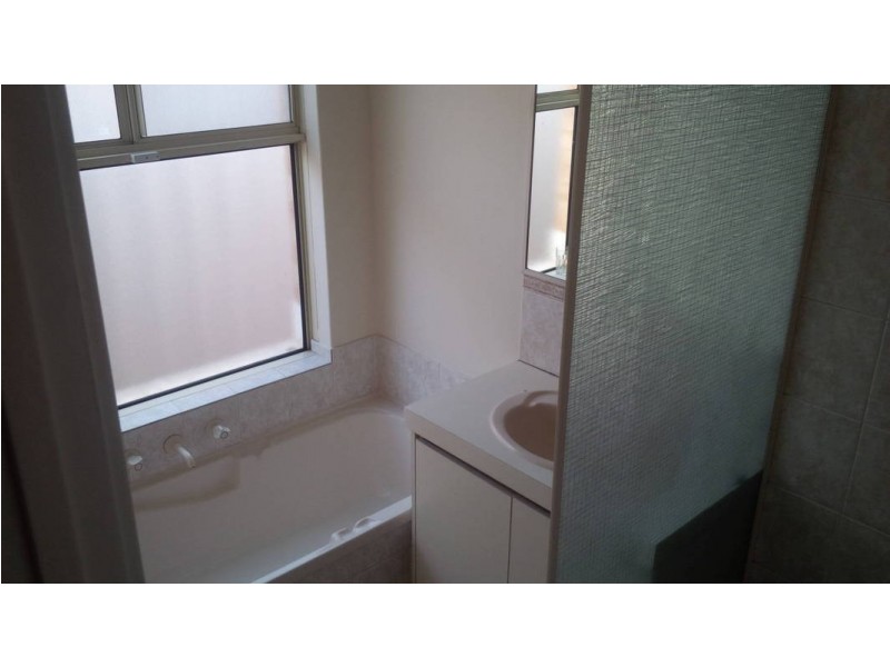 5 Gambar Court, Bentley WA 6102
