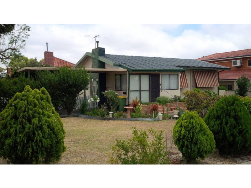 79 Moolyeen Road, Brentwood WA 6153