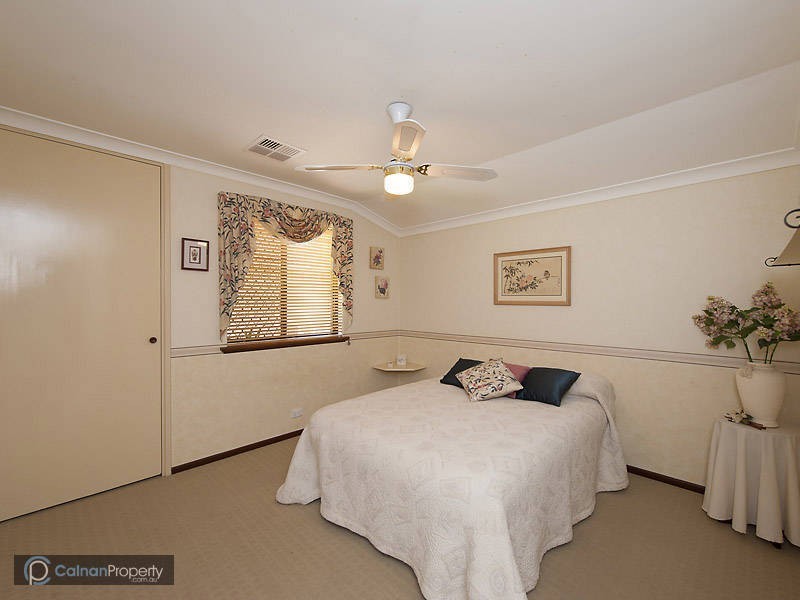 27 Broadhurst Crescent, Bateman WA 6150