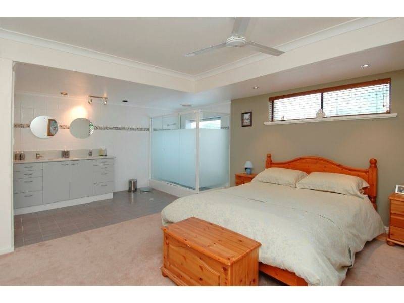 24 Connelly Way, Booragoon WA 6154