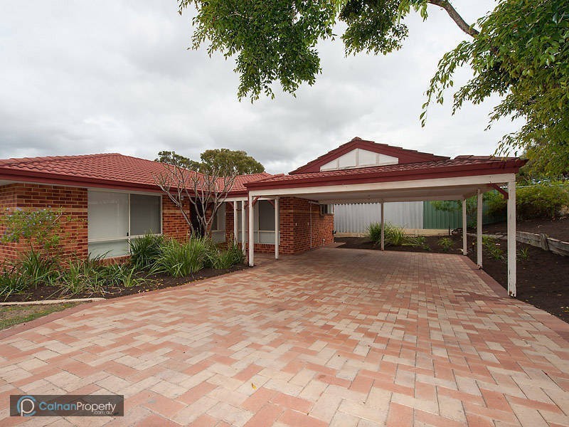 27 Norkus Way, Willagee WA 6156