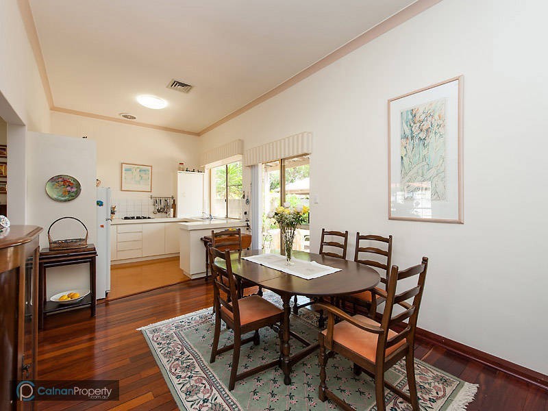 7 McCallum Cres, Ardross WA 6153