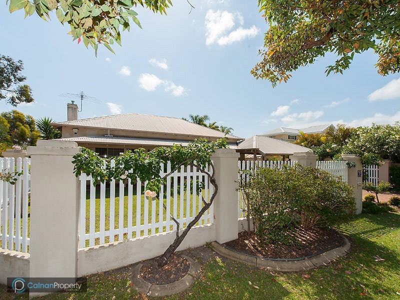 7 McCallum Cres, Ardross WA 6153