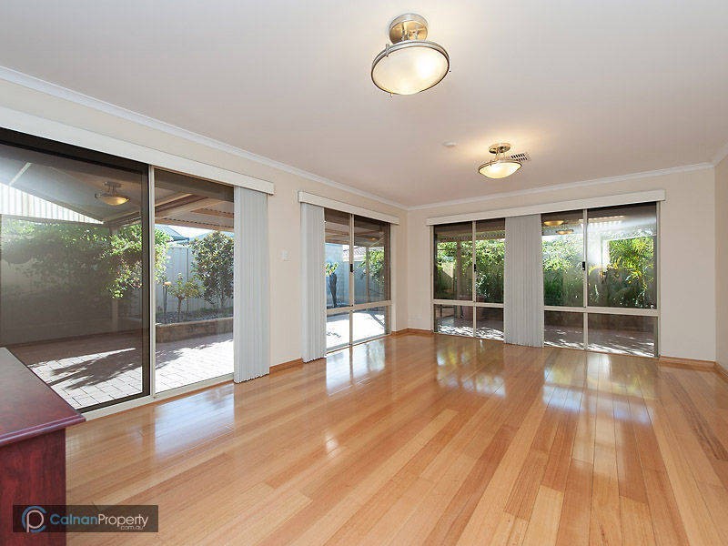 26 Lexington Avenue, Canning Vale WA 6155