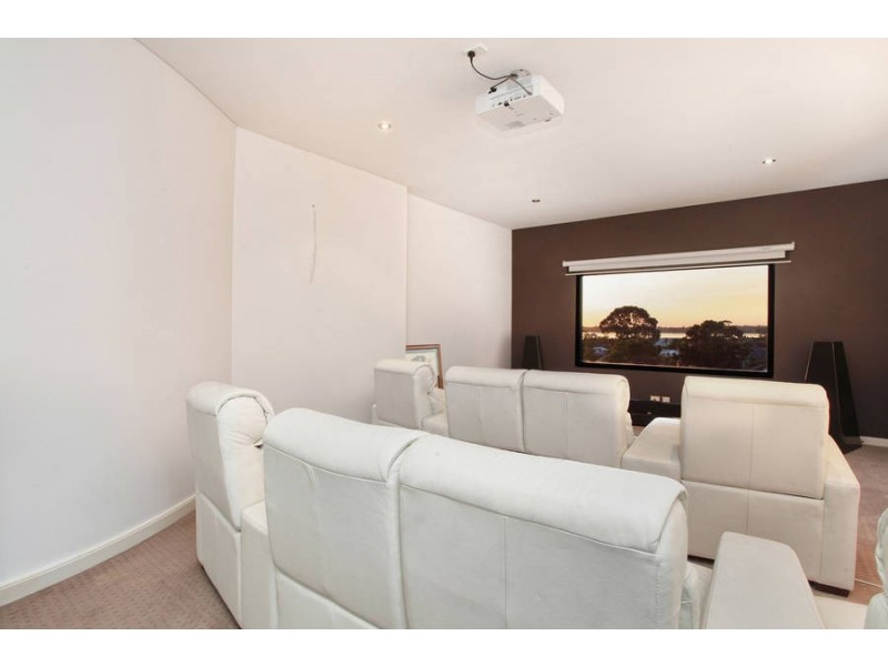 32 Millington Street, Ardross WA 6153