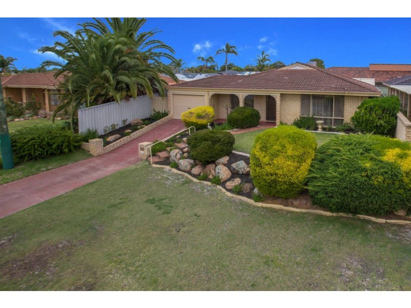 17 Hawkesbury Drive, Willetton WA 6155