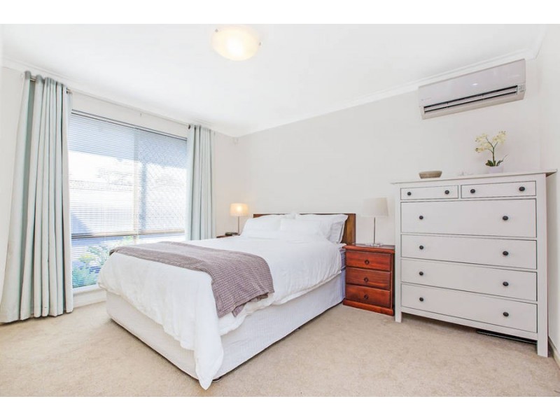 5B Fourth Avenue, Applecross WA 6153