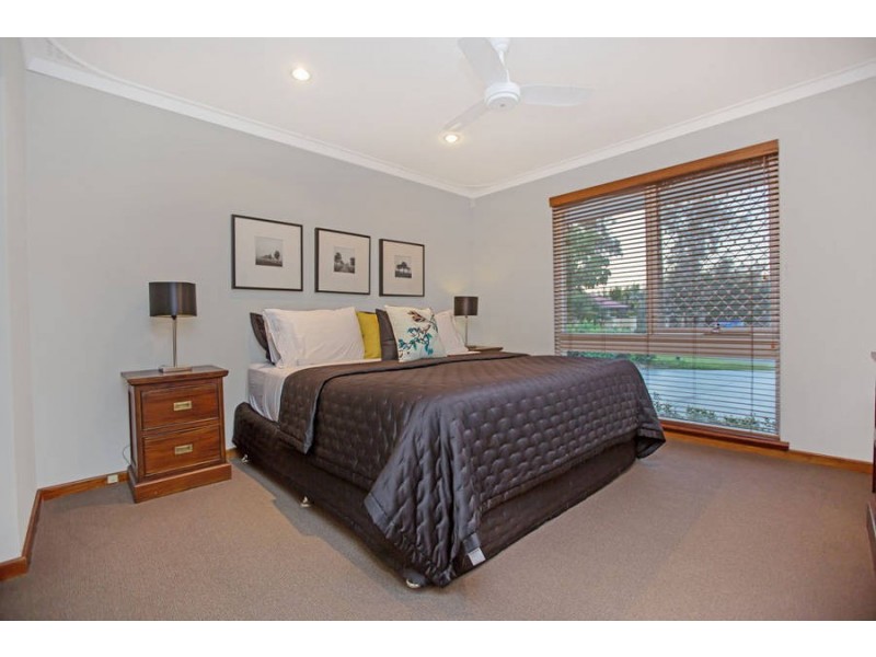 21a Campion Crescent, Attadale WA 6156