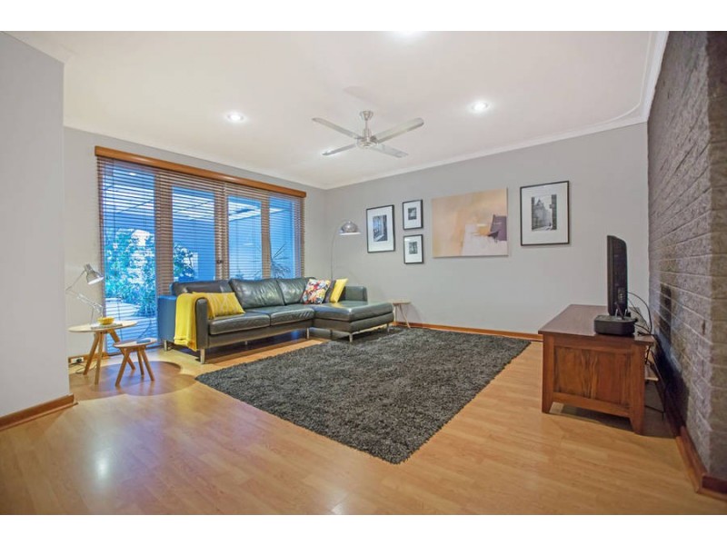 21a Campion Crescent, Attadale WA 6156