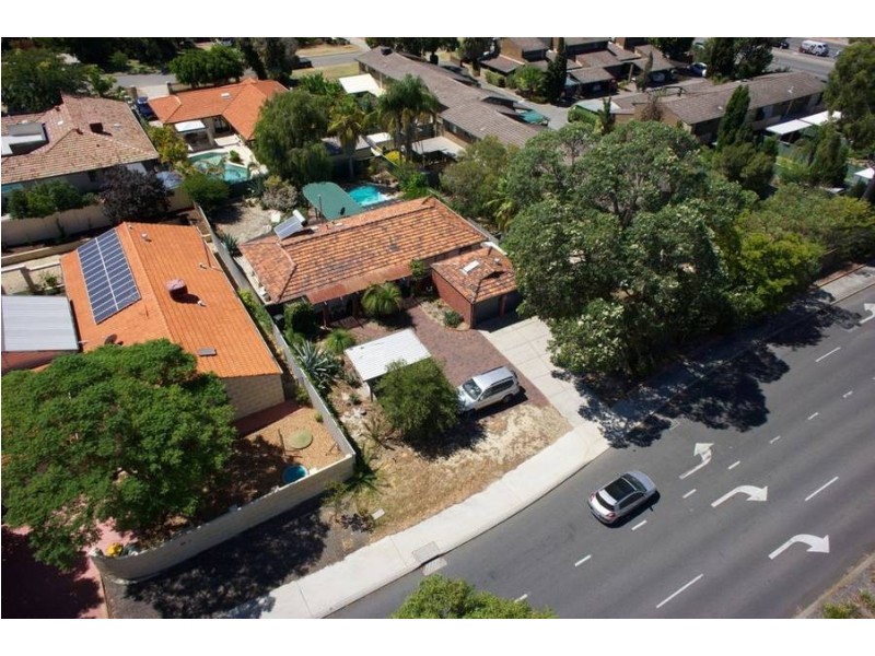 256 Riseley Street, Booragoon WA 6154