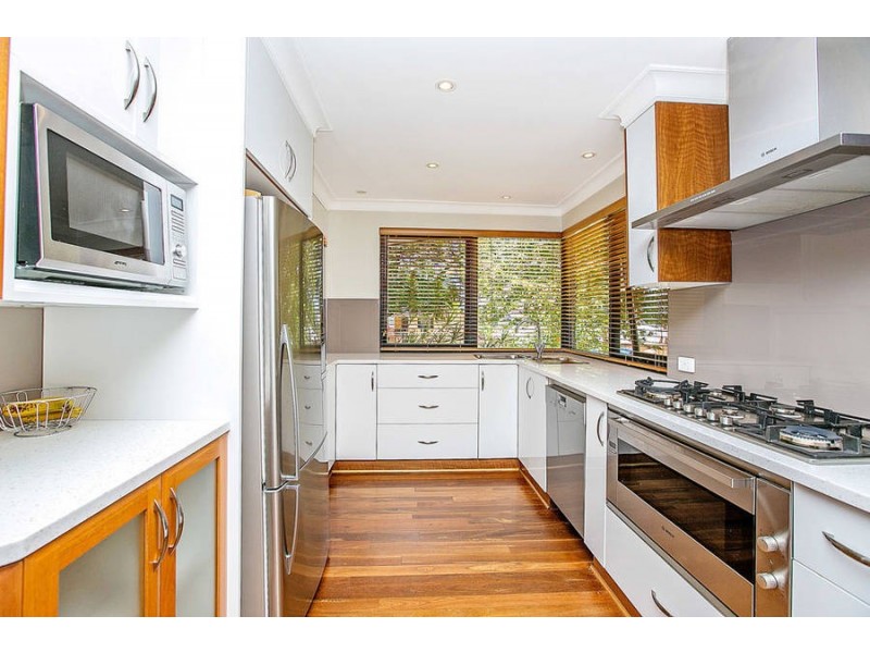 10 Crest Avenue, Mount Pleasant WA 6153