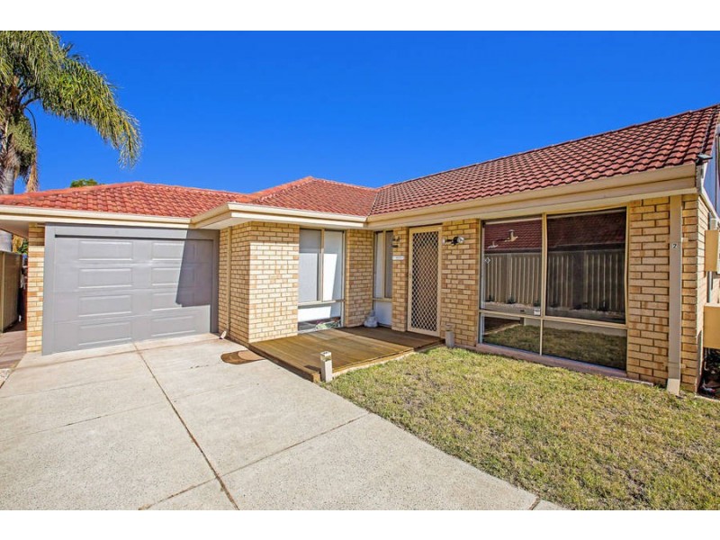 2/227 Stock Road, Palmyra WA 6157