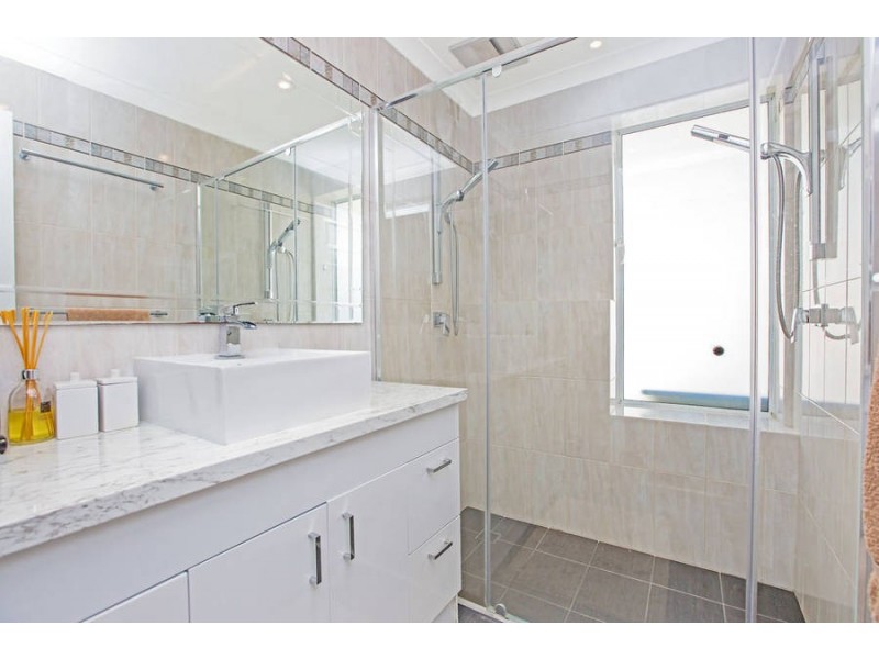 2/227 Stock Road, Palmyra WA 6157