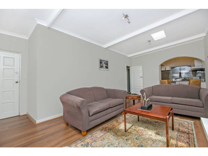 13B Chamberlain Street, O’connor WA 6163