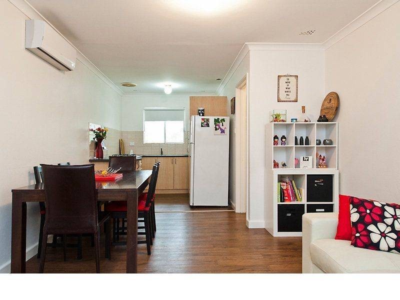 8/561 Canning Highway, Alfred Cove WA 6154