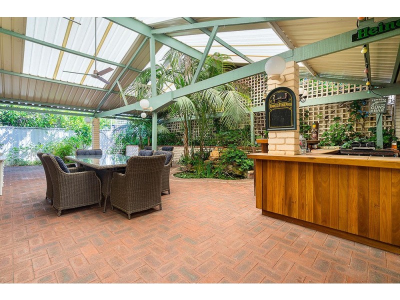 1 Duff Place, Booragoon WA 6154