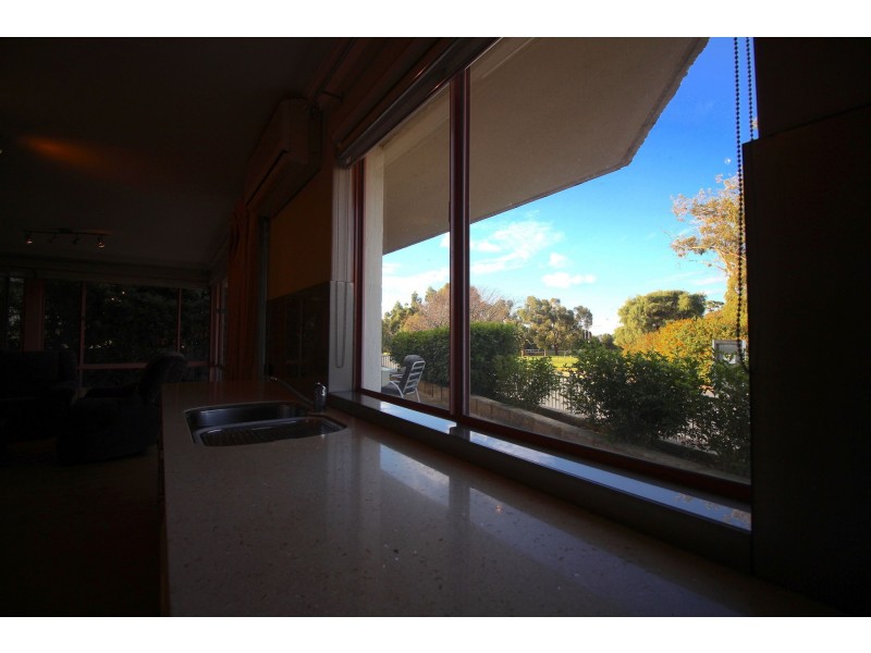 1/584 Canning Highway, Attadale WA 6156