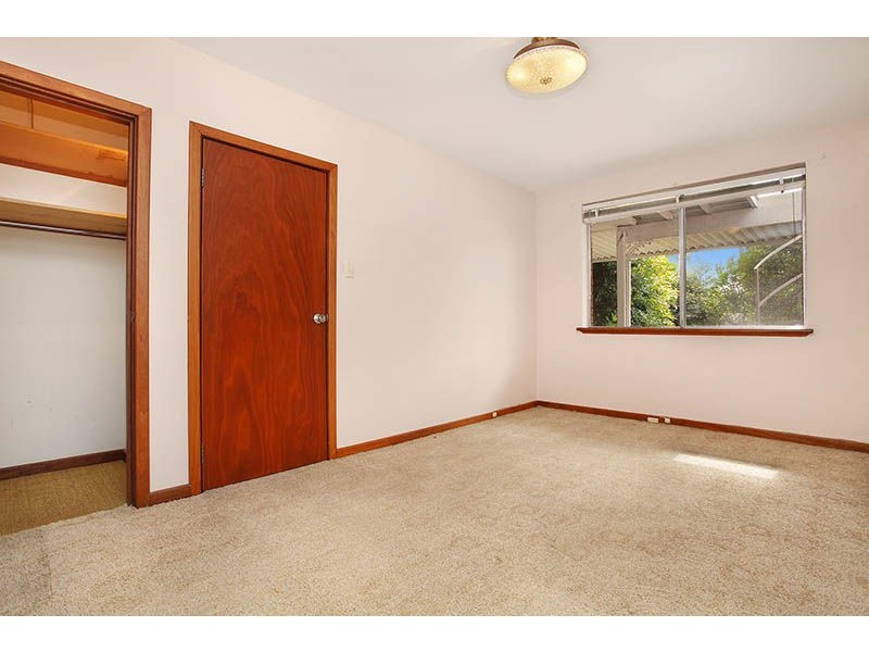 12 Rossmoyne Drive, Rossmoyne WA 6148