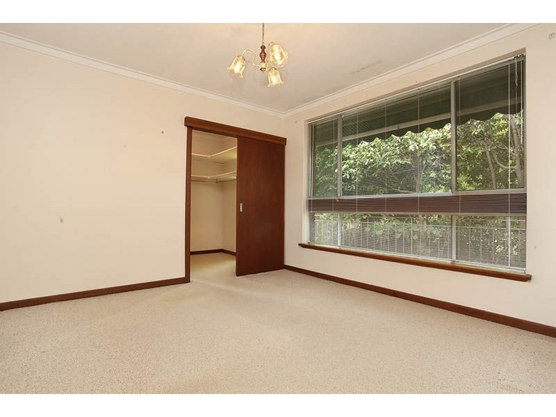 12 Rossmoyne Drive, Rossmoyne WA 6148