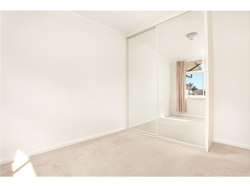 7/45 Robert Street, Como WA 6152