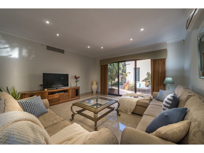 106 Ardross Street, Applecross WA 6153