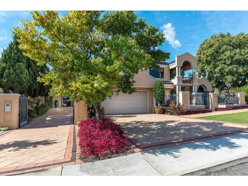 106 Ardross Street, Applecross WA 6153