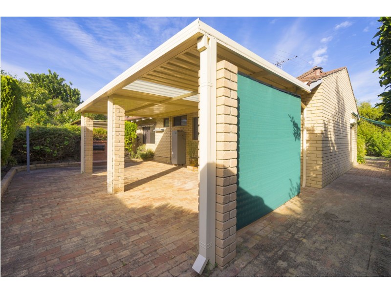 1/11 Sprigg Place, Booragoon WA 6154