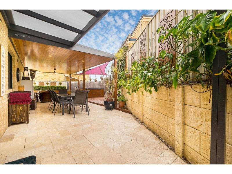 24 Darnell Avenue, Mount Pleasant WA 6153