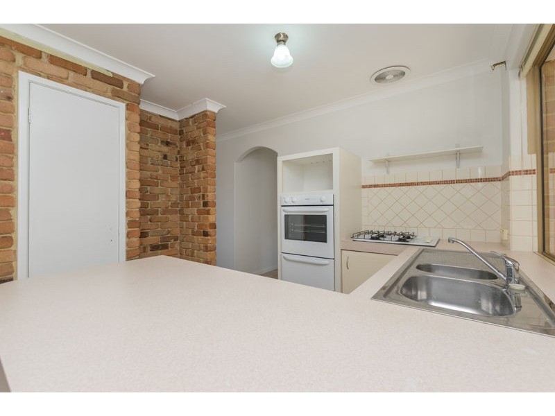 4/42 Rome Road, Myaree WA 6154