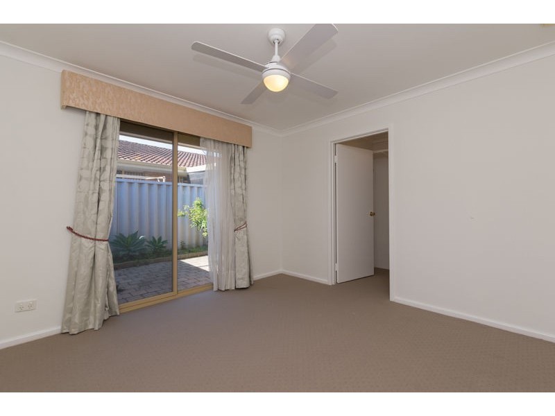 4/42 Rome Road, Myaree WA 6154