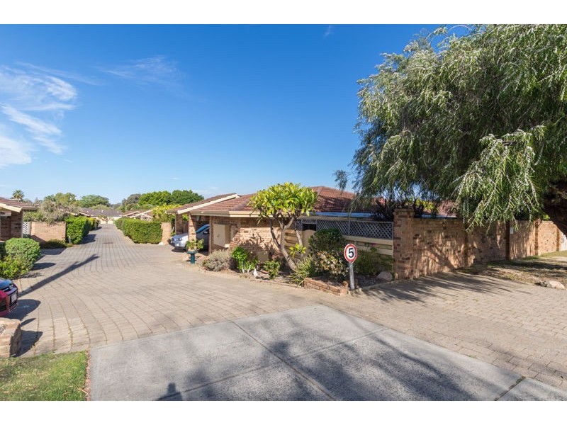 4/42 Rome Road, Myaree WA 6154