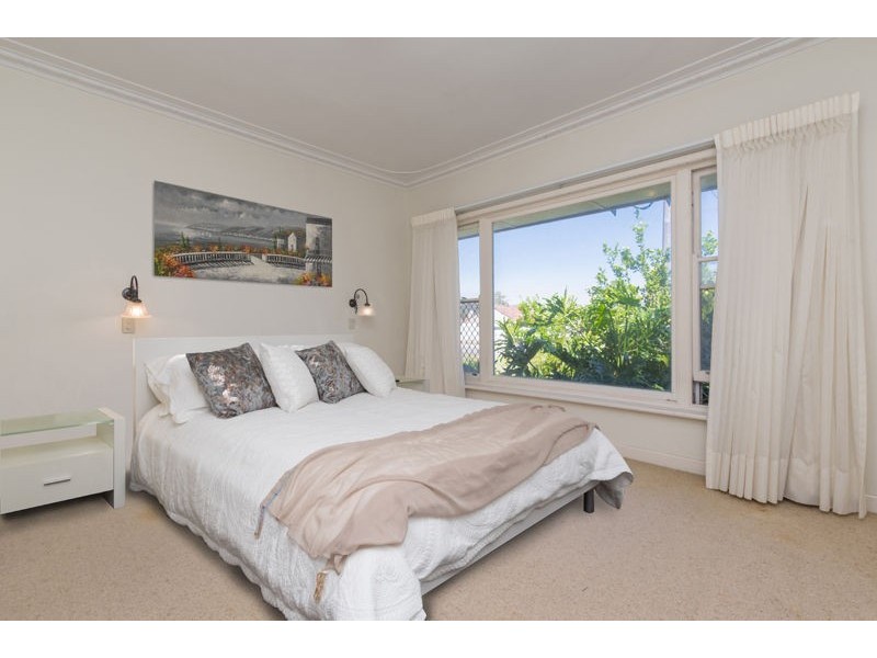 34 Coleman Crescent, Melville WA 6156