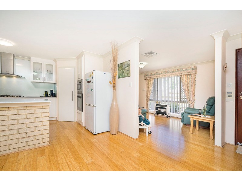 16b Cleopatra Street, Palmyra WA 6157