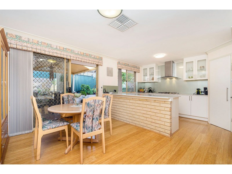 16b Cleopatra Street, Palmyra WA 6157