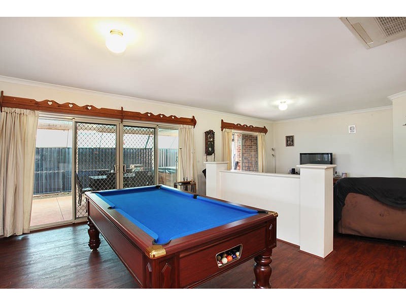 3 Peach Way, Byford WA 6122