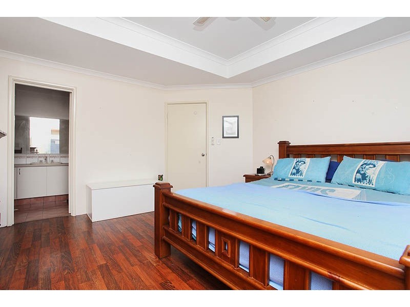 3 Peach Way, Byford WA 6122