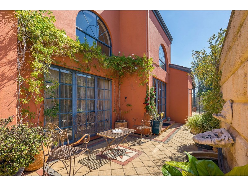 63B Point Walter Road, Bicton WA 6157