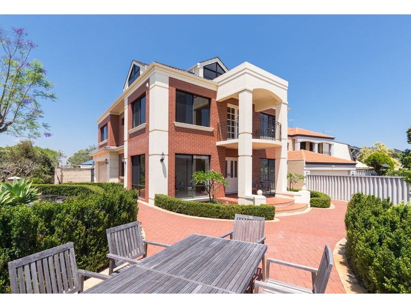 3 Kemp Road, Mount Pleasant WA 6153