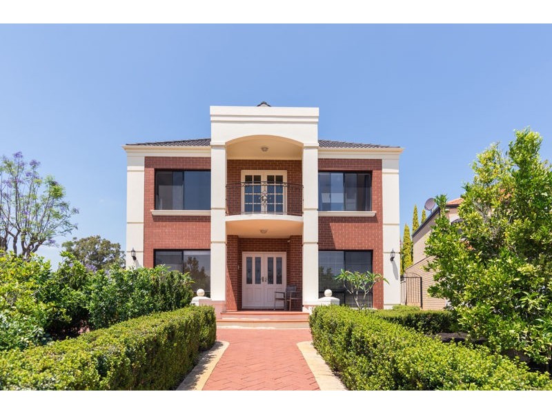 3 Kemp Road, Mount Pleasant WA 6153