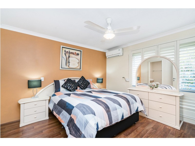 1/18 Serenity Parkway, Hammond Park WA 6164