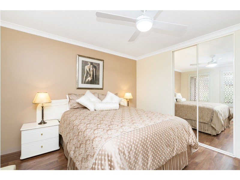 1/18 Serenity Parkway, Hammond Park WA 6164