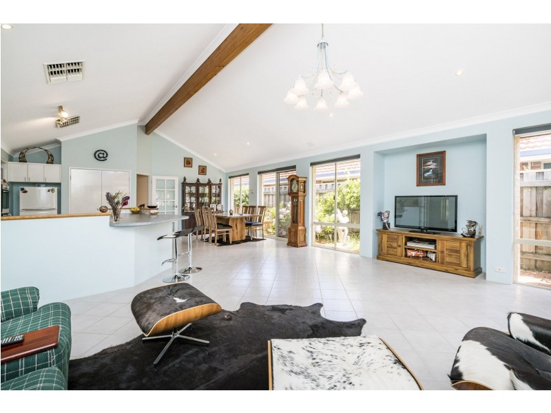 48A Park Street, Como WA 6152