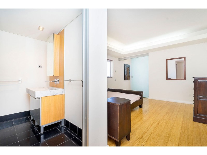 83/22 St Georges Terrace, Perth WA 6000